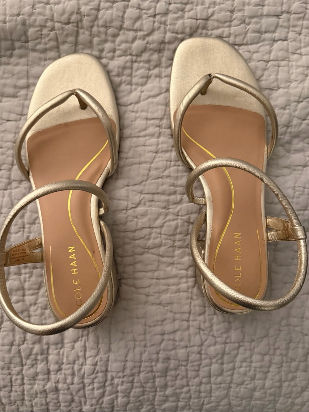 COLE HAAN— Calli Thong Sandal